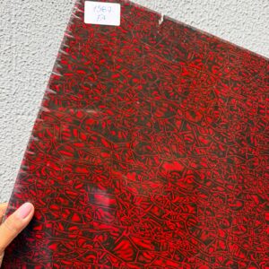 Chapa Acrílico Fantasia Vermelho e preto 50cm X 40cm X 2mm Fa 1587